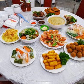 tổ chức tiệc tại nhà