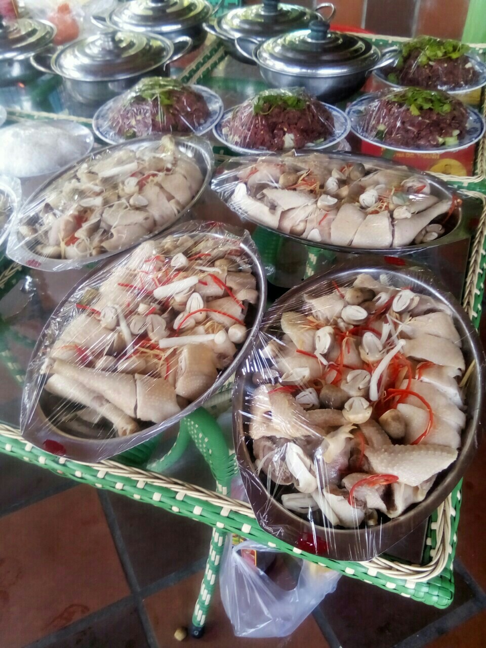 Đặt Tiệc Việt nấu tiệc tại nhà hân hạnh phục vụ quý khách Đặt Tiệc Việt nấu tiệc tại nhà hân hạnh phục vụ quý khách