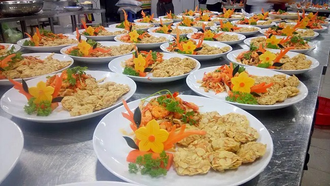 Dịch vụ đặt tiệc tại cơ quan