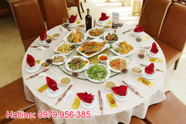 thực đơn đãi tiệc phong phú thực đơn đãi tiệc phong phú