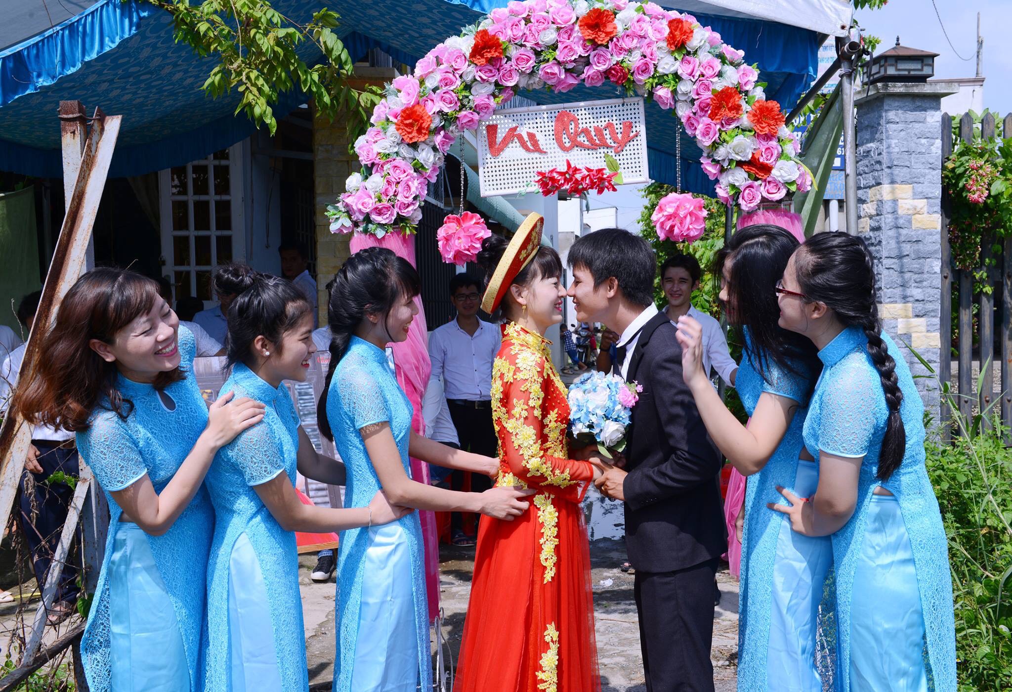 Đặt tiệc tại nhà Quận 12