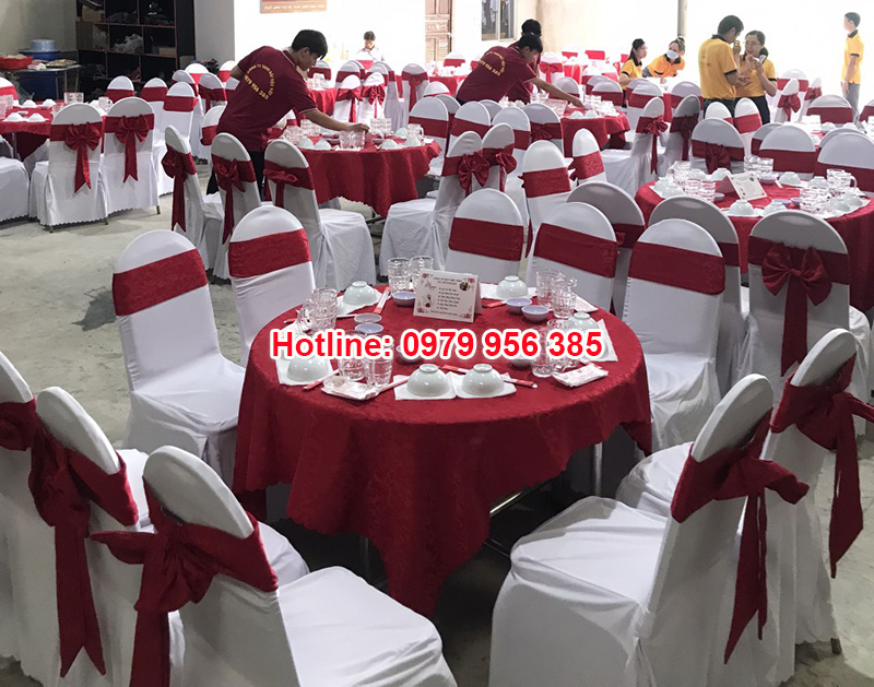 Món ăn đãi tiệc