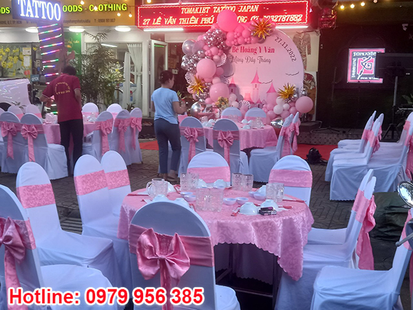Đặt tiệc tại nhà