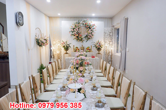 Trang trí gia tiên đơn giản