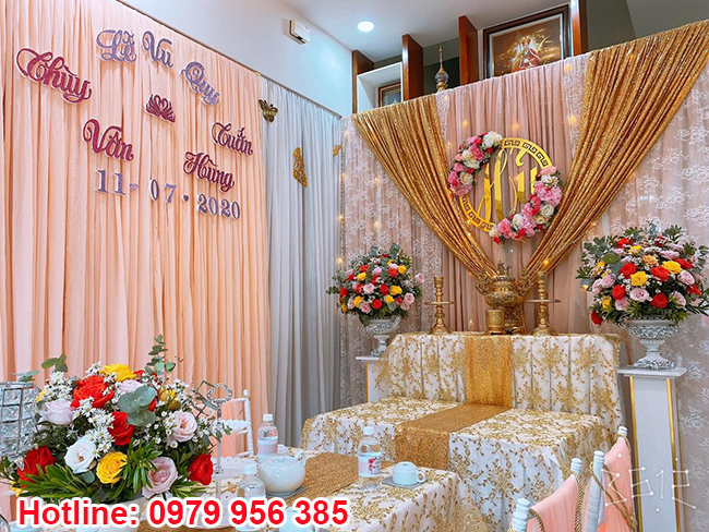 Trang trí gia tiên đơn giản