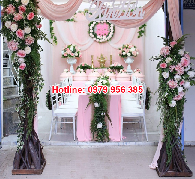 Trang trí gia tiên đơn giản