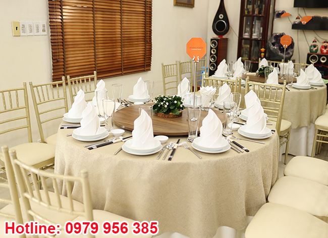 Món ngon đãi tiệc tân gia