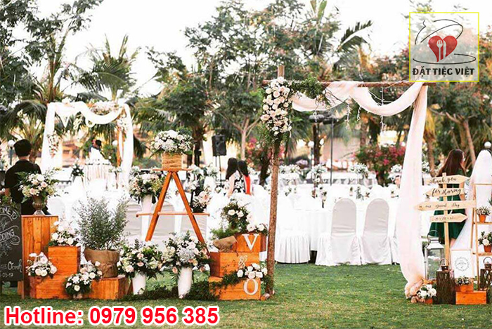 Địa điểm tổ chức tiệc cưới ngoài trời Tân Cảng