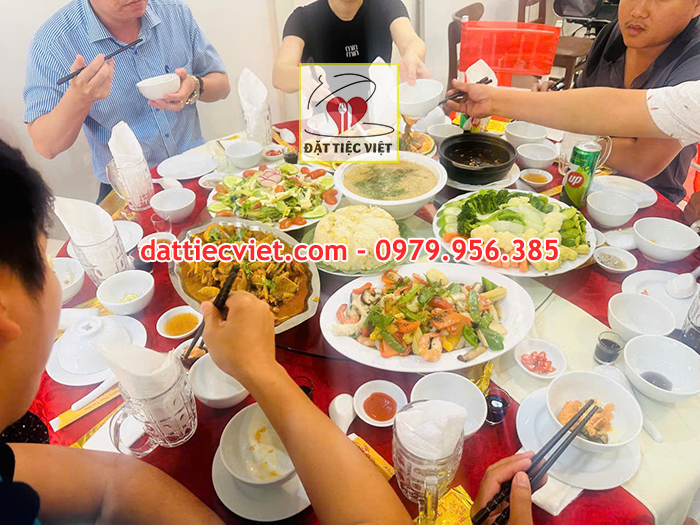 dịch vụ nấu tiệc tại nhà