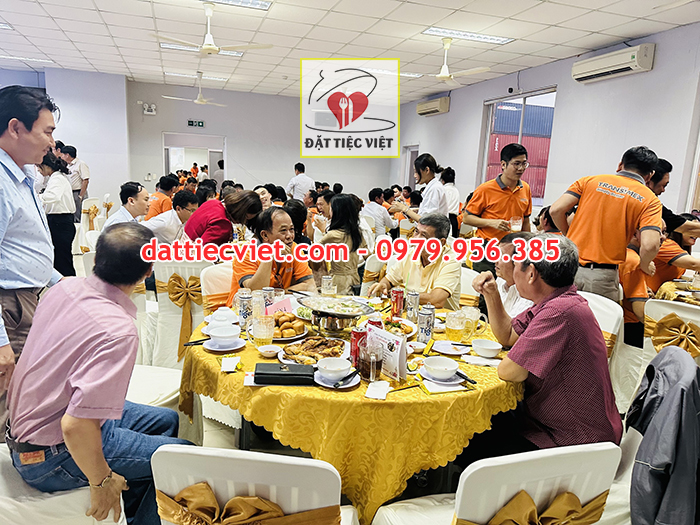nấu ăn tại nhà phường Long Trường