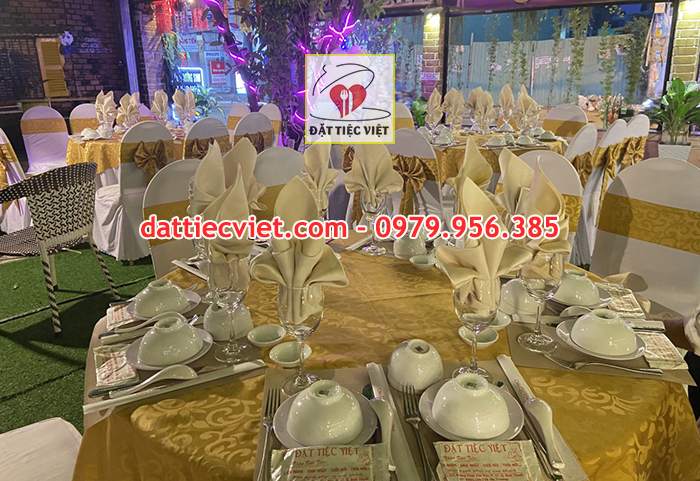Dịch vụ đặt tiệc tại nhà phường Tân Phú