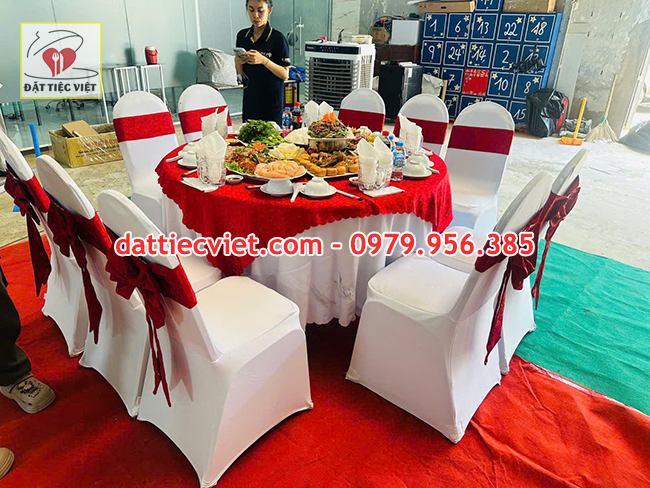 Tiệc công ty