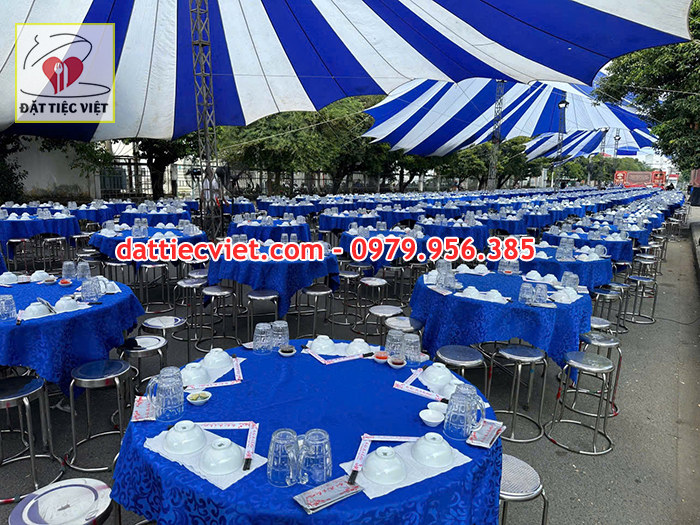đặt tiệc công ty cuối năm